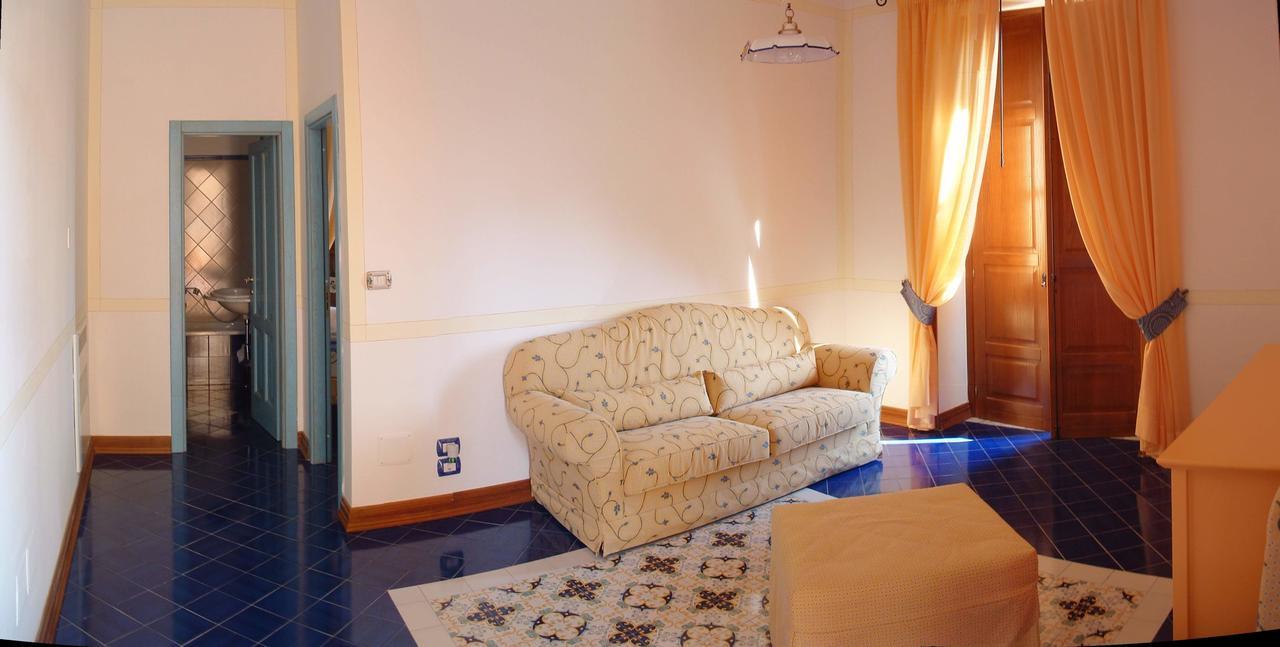 Hotel Del Sole Al Plebiscito Sapri Exterior photo